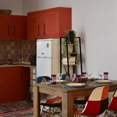 Apartamento Villager's Art Apt-your Stylish Airport Escape Paradeísion