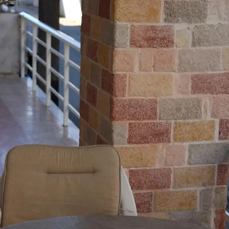 Villager's Art Apt-your Stylish Airport Escape *