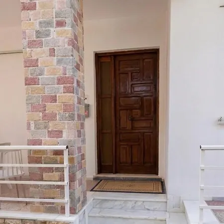 Villager's Art Apt-your Stylish Airport Escape * Paradisi (Rhodes)